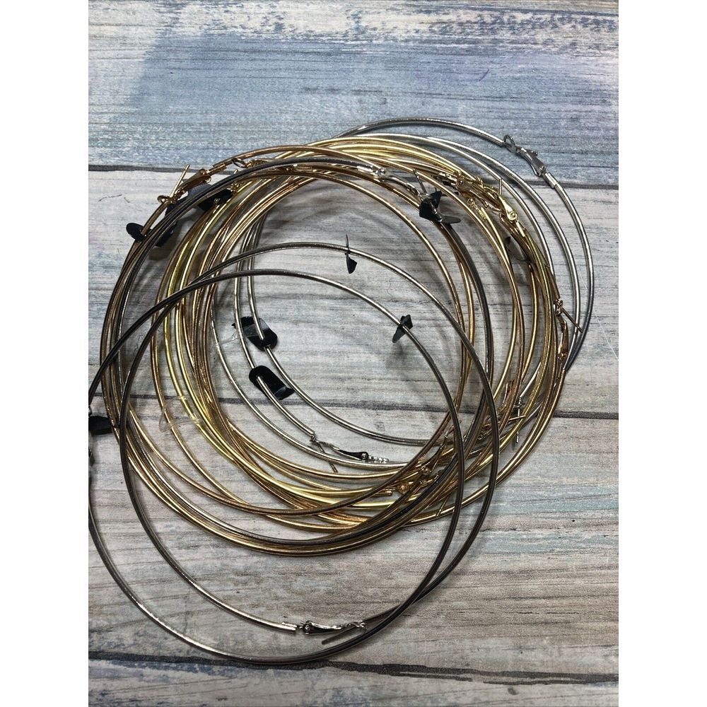 8 pairs of Hoop Earrings Gold Silver Tone Large‎ NWOT